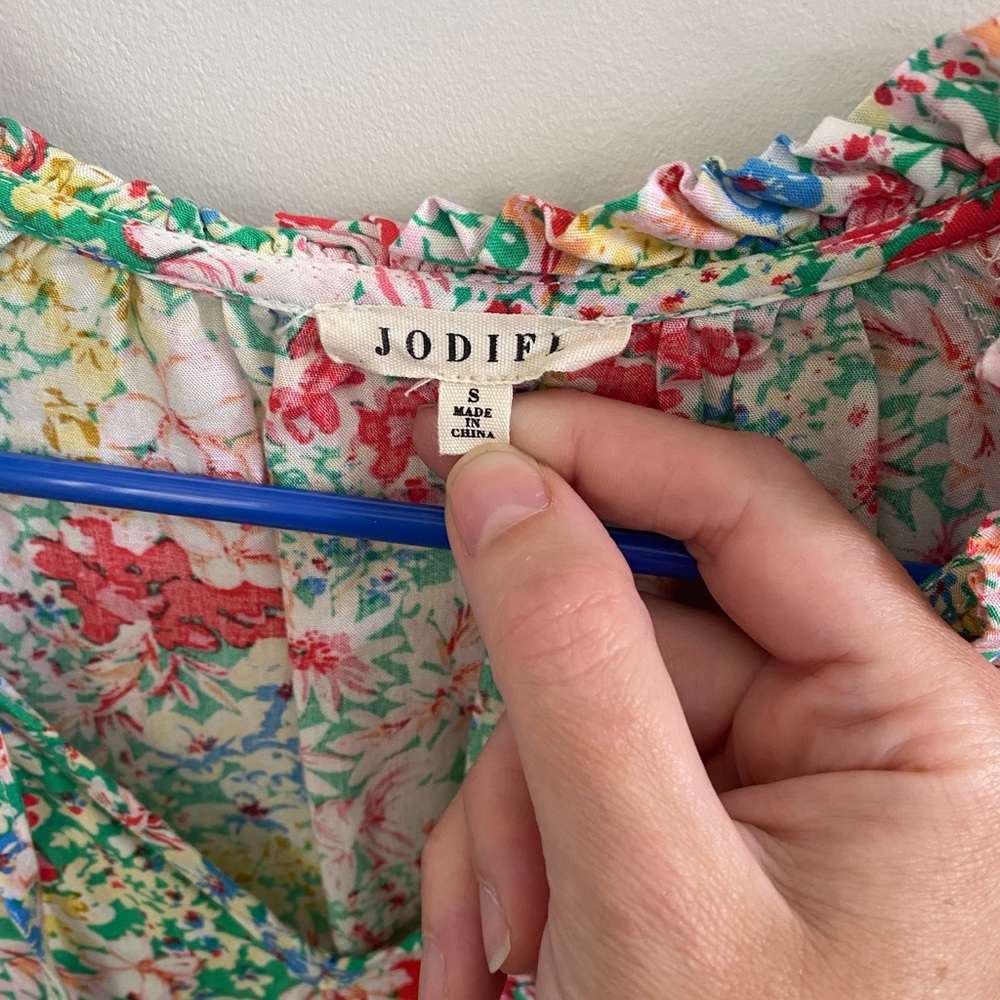 Floral top from Jodifl